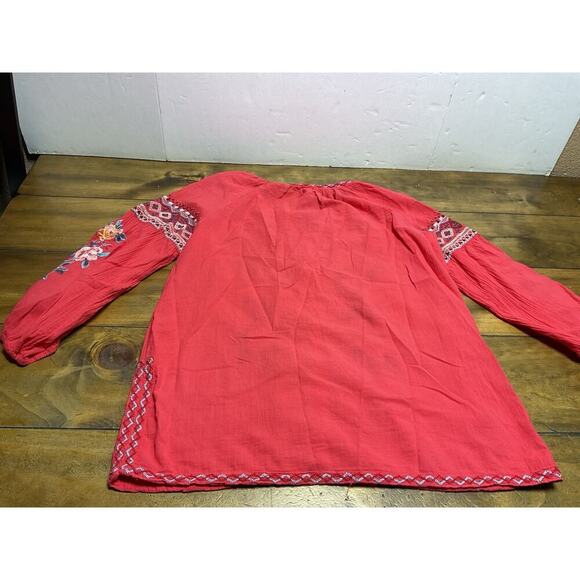 Johnny Was Workshop Medium Red Floral Embroidered V Neck Tunic Top Blouse - Picture 10 of 10